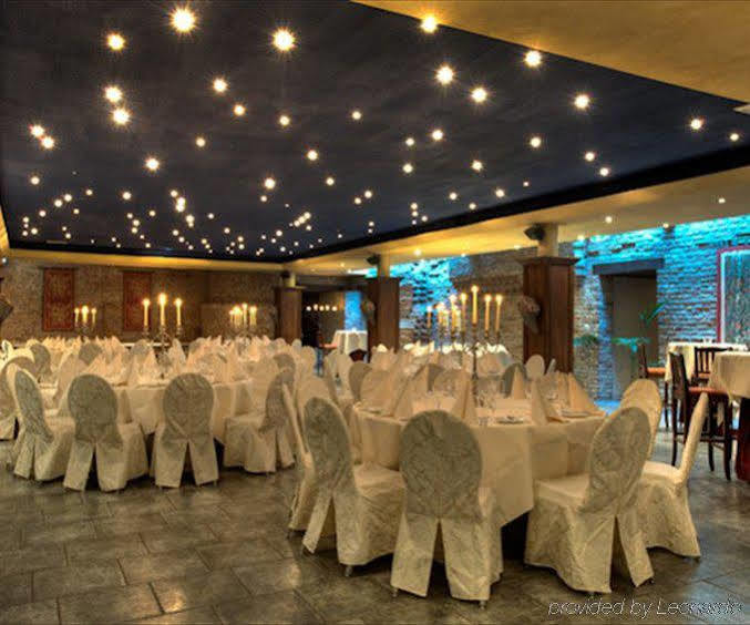 Romantik Hotel Kasteel Daelenbroeck Herkenbosch Exterior photo
